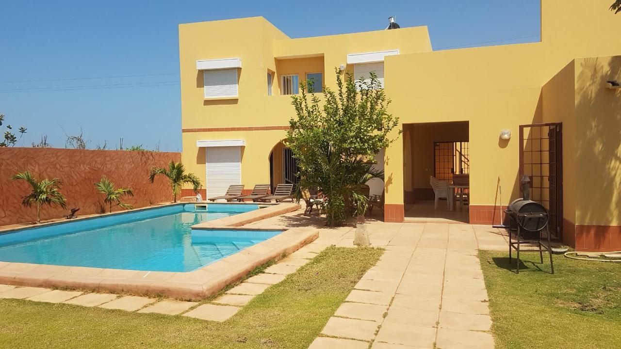 Magnifique Villa Riad avec piscine proche plage Saly Portudal Extérieur photo